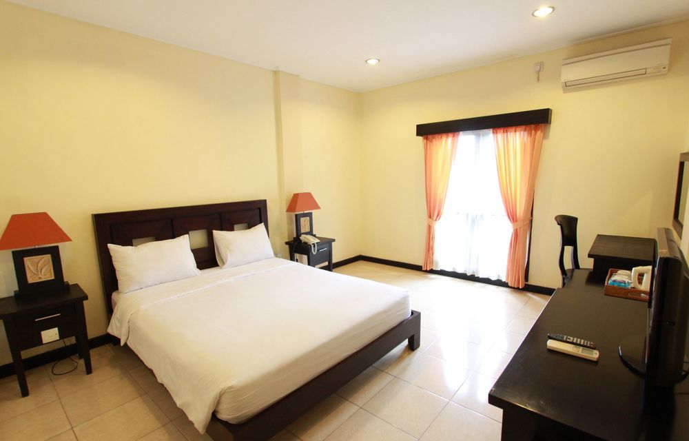 דנפסאר Hotel Intansari מראה חיצוני תמונה