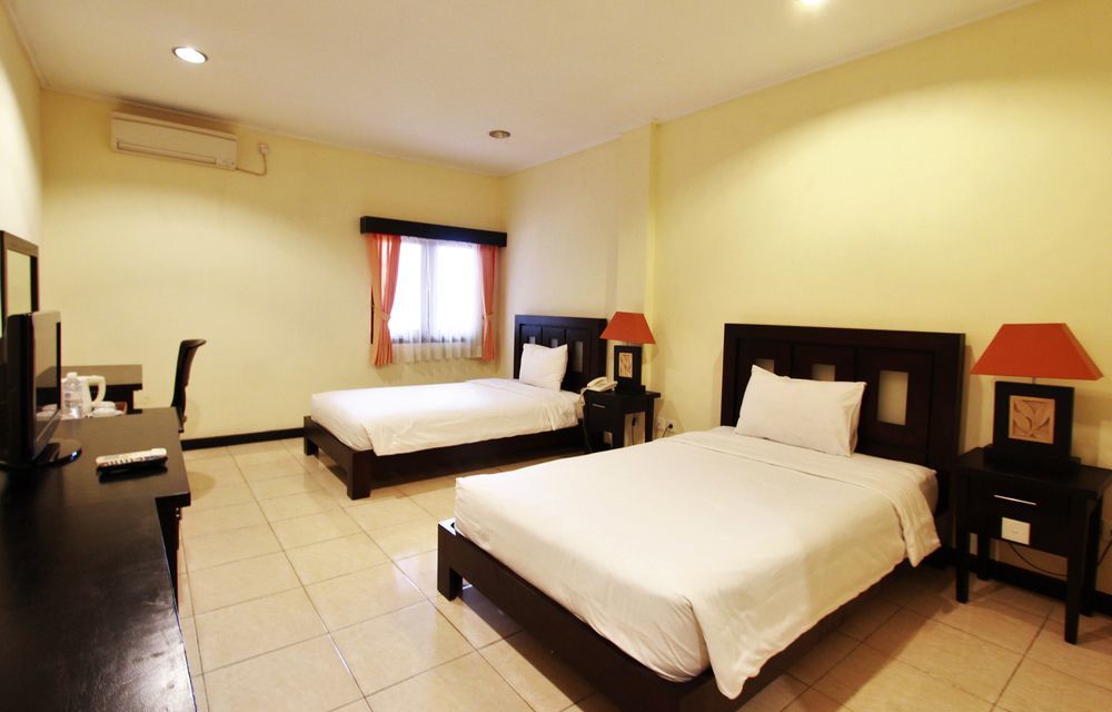 דנפסאר Hotel Intansari מראה חיצוני תמונה