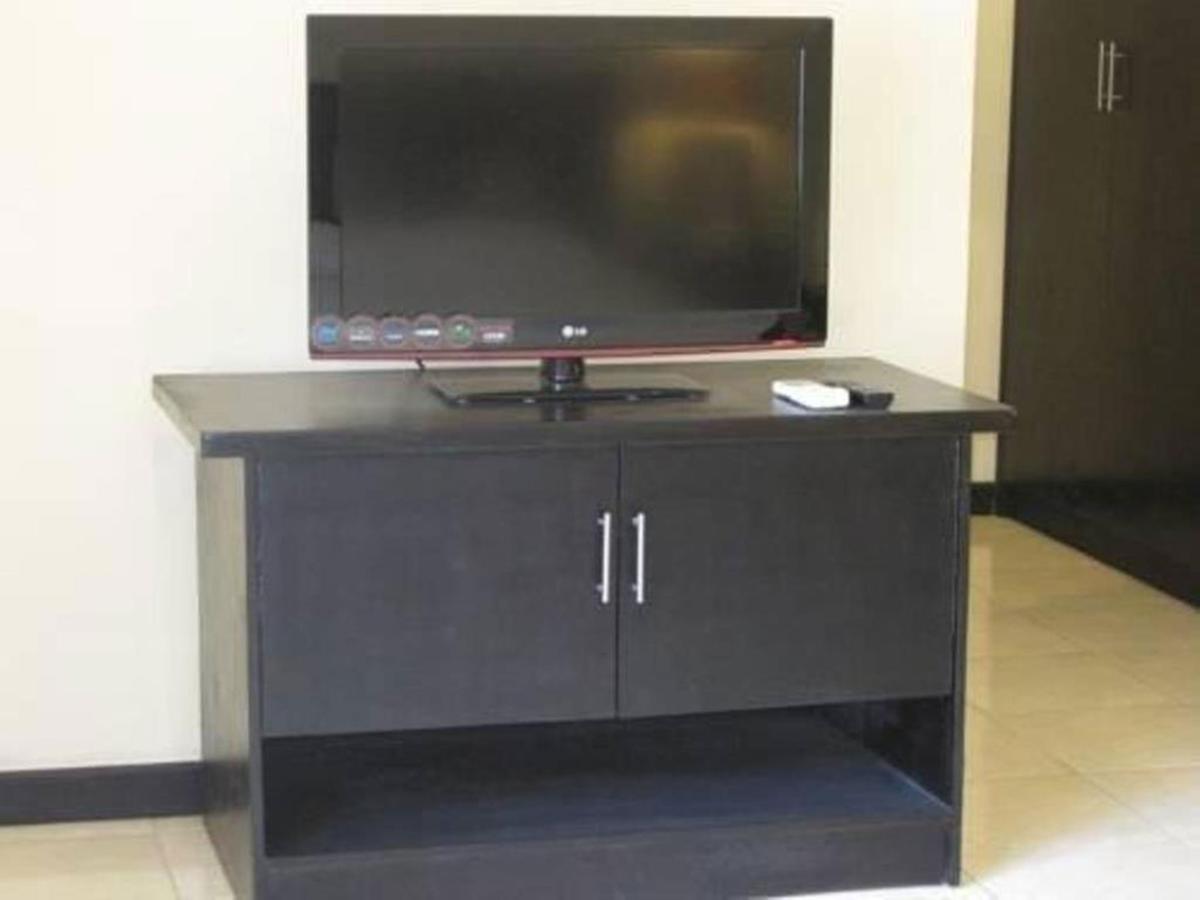 דנפסאר Hotel Intansari מראה חיצוני תמונה