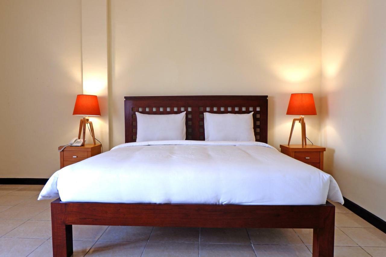 דנפסאר Hotel Intansari מראה חיצוני תמונה
