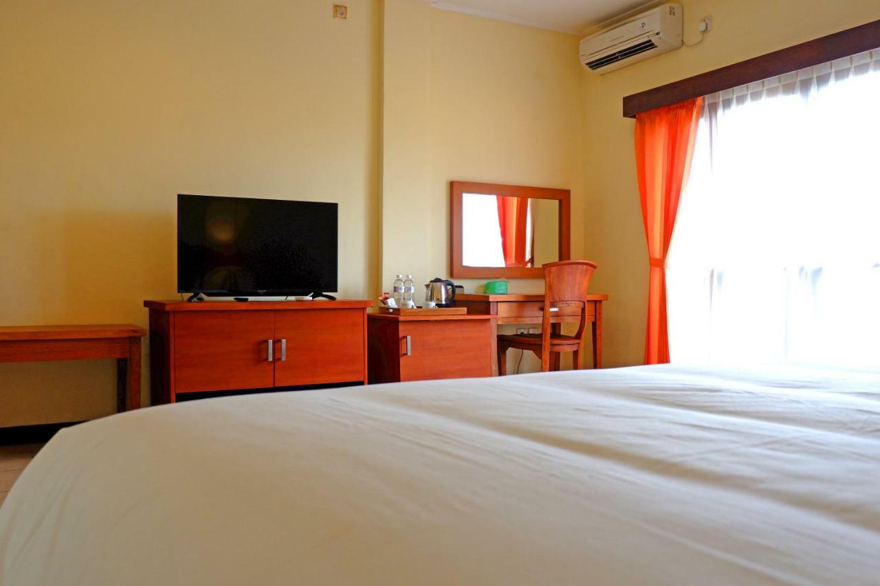 דנפסאר Hotel Intansari מראה חיצוני תמונה