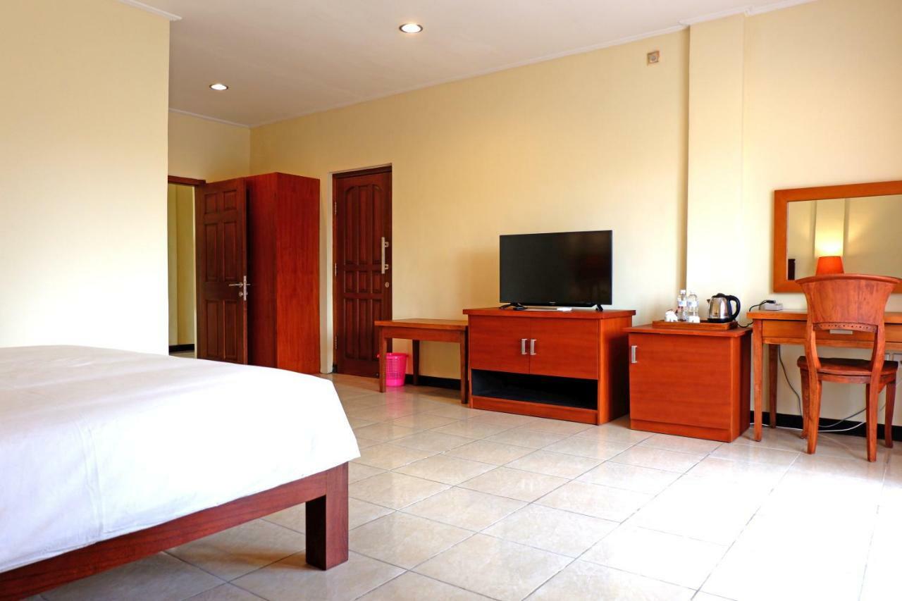 דנפסאר Hotel Intansari מראה חיצוני תמונה